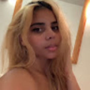 Meet your Posher, Destiny lizette